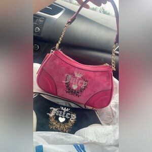 2 Juicy Couture Heritage Shoulder
Bags (hot pink & black)